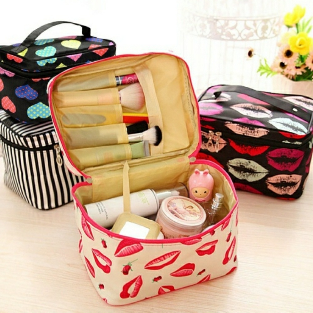 Lips Carry-On Cosmetic Bag - Picture 2 of 4